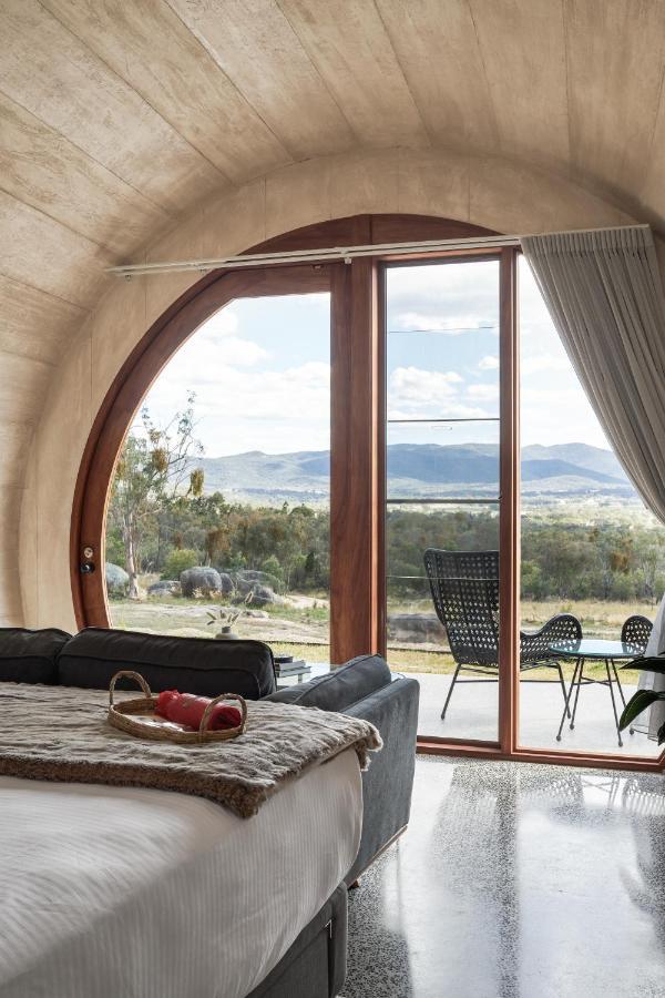 Barrel View Luxury Cabins Ballandean Exterior foto