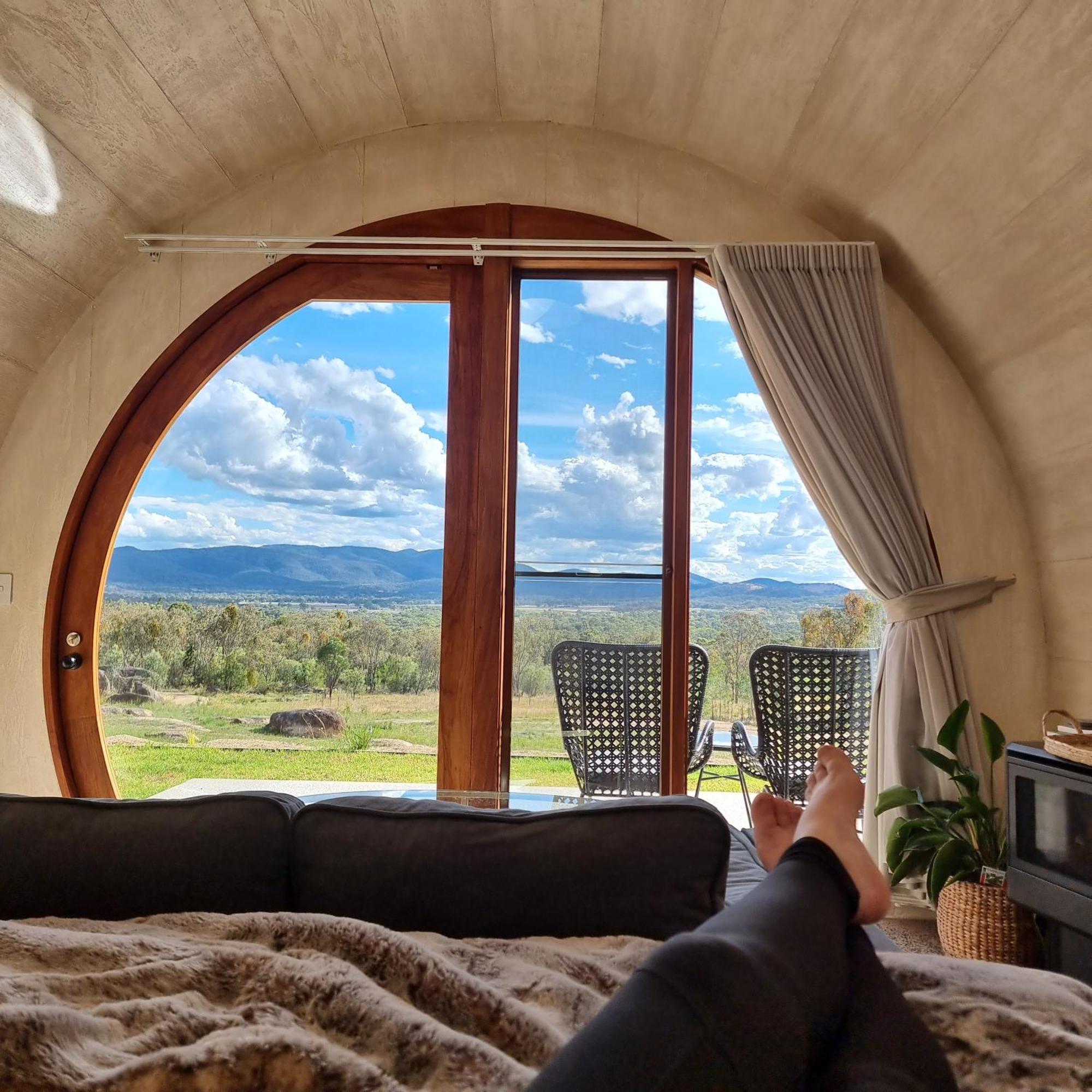 Barrel View Luxury Cabins Ballandean Exterior foto